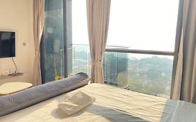 The Andromeda Condominium Seaview